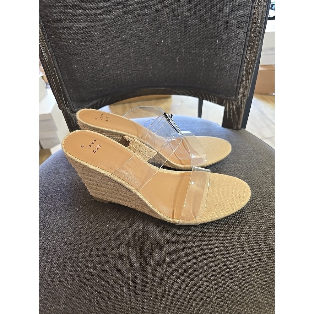 A New Day Wedge Sandals Clear Strap Ansel Platform Heels Tan Size 6 NWT - Picture 2 of 4